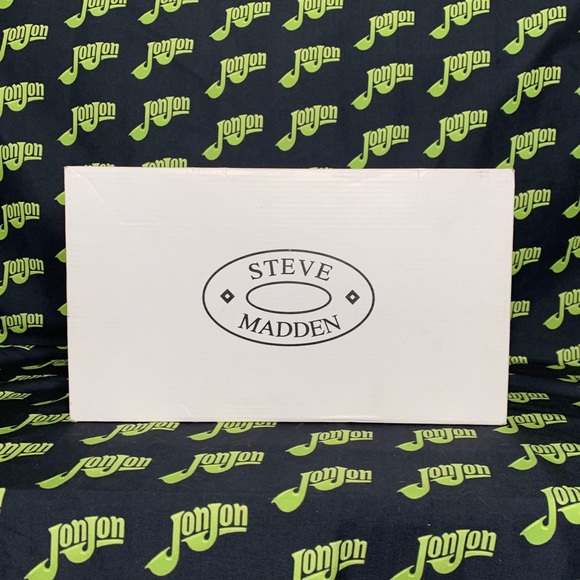 Men’s Steve Madden Cachet Loafer - Picture 10 of 12